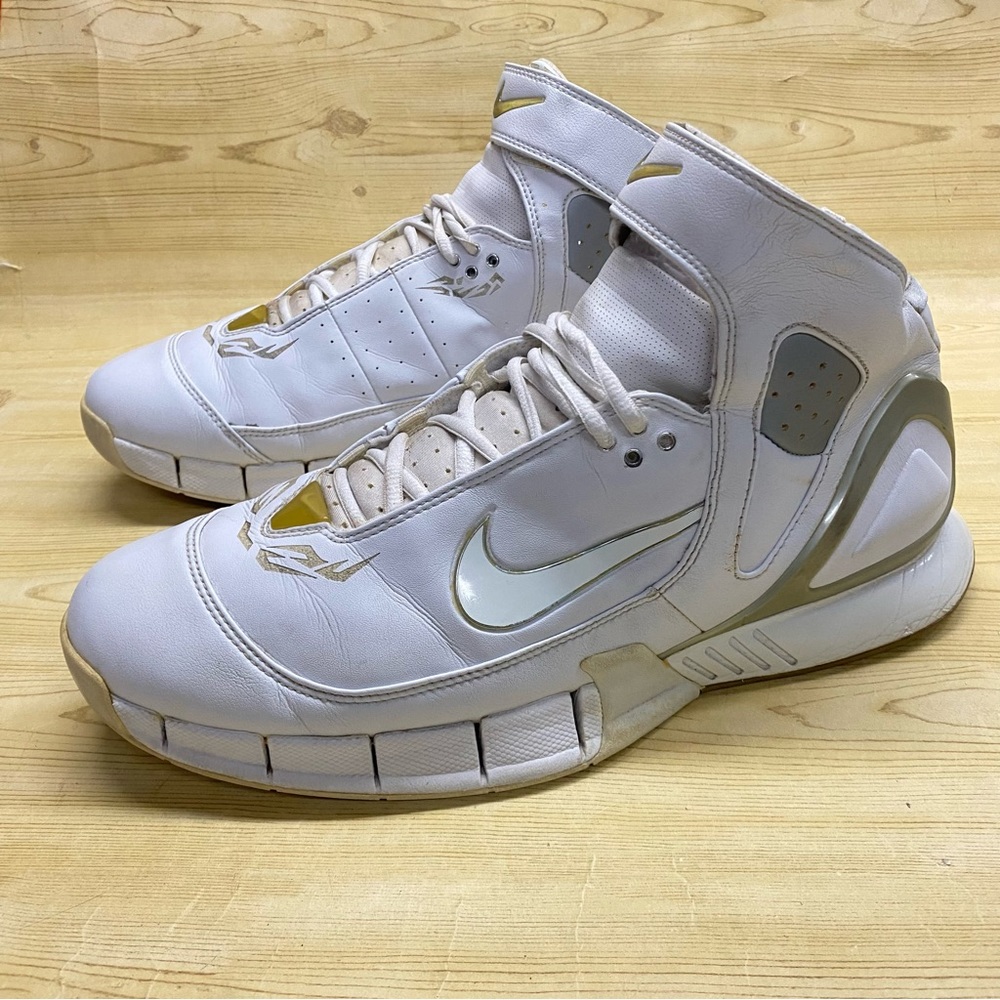 Vintage Nike Air Zoom Huarache 2K5 White Leather Basketball Shoes Mens Sz 13